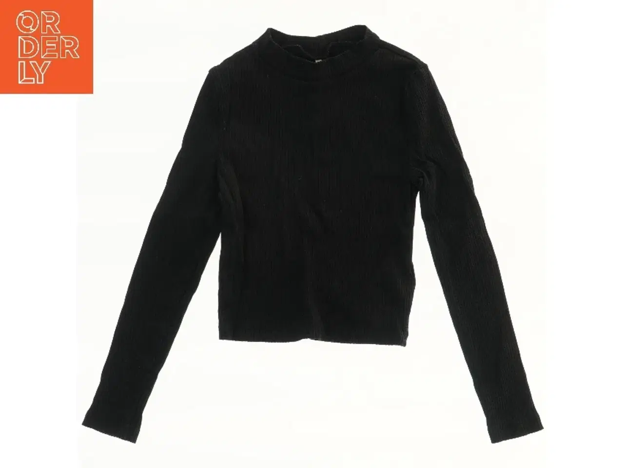 Billede 1 - Langærmet sort bluse fra Only (str. 134)