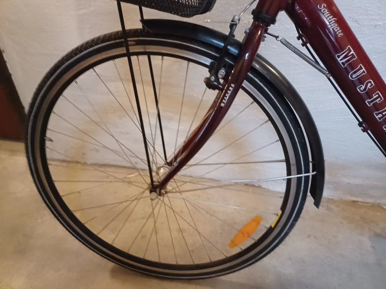 Billede 10 - En velholdt mustang damecykel