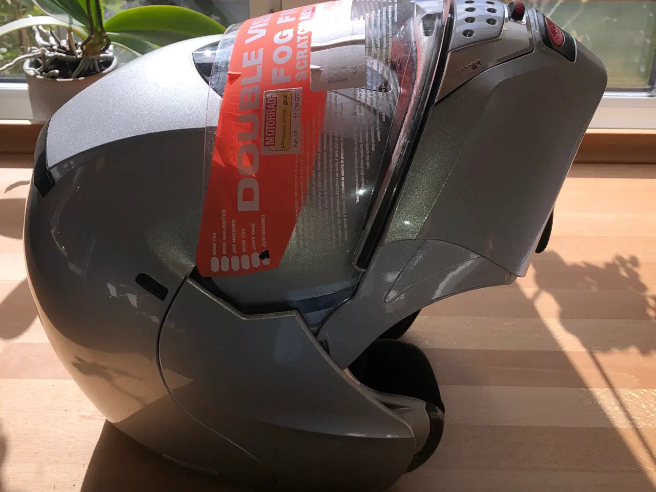 Billede 3 - Caberg hjelm ubrugt.