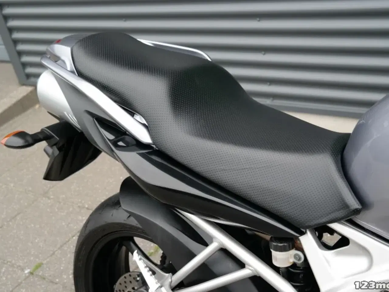 Billede 8 - Yamaha FZ6 S MC-SYD       BYTTER GERNE
