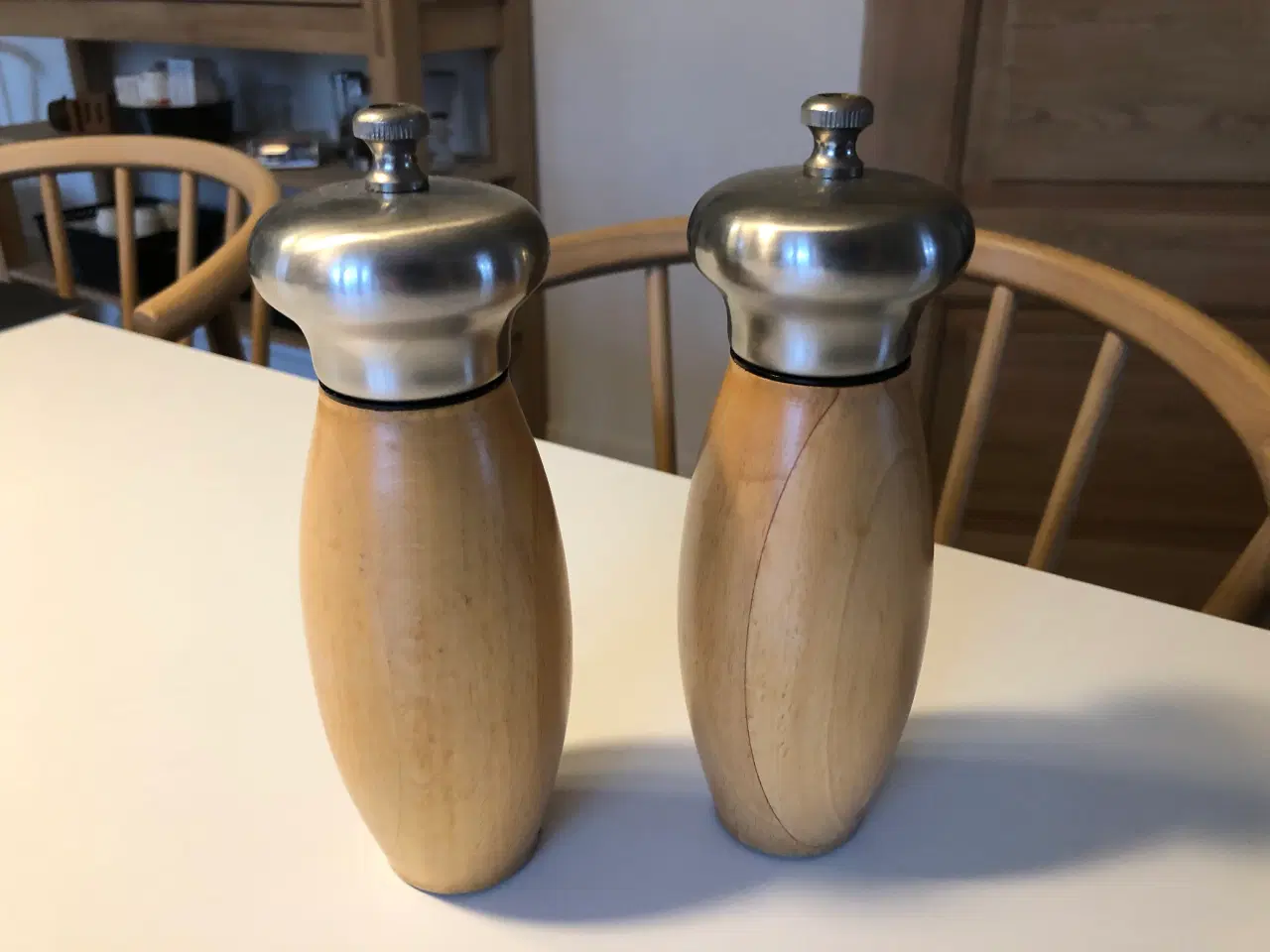 Billede 1 - Salt og peber kværn i lyst træ