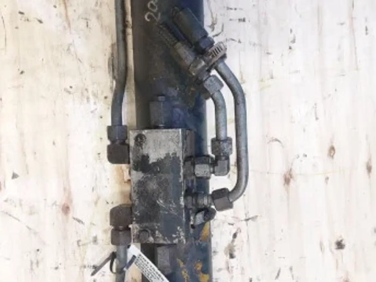 Billede 3 - Hydrema 906B Sideforskydnings Cylinder 200141