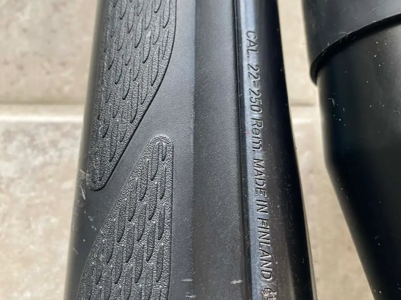 Billede 4 - Tikka T3 22-250 m. kikkert & lyddæmper sælges!