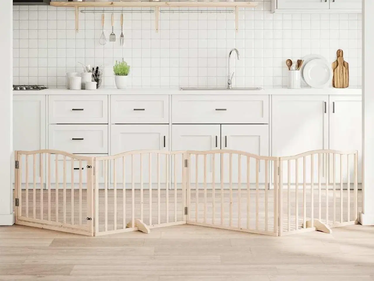 Billede 1 - Hundelåge med dør 4 paneler 320 cm poppeltræ