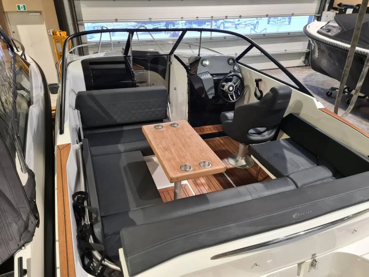 Billede 10 - Coaster 600 BR m/100 HK Yamaha og udstyr