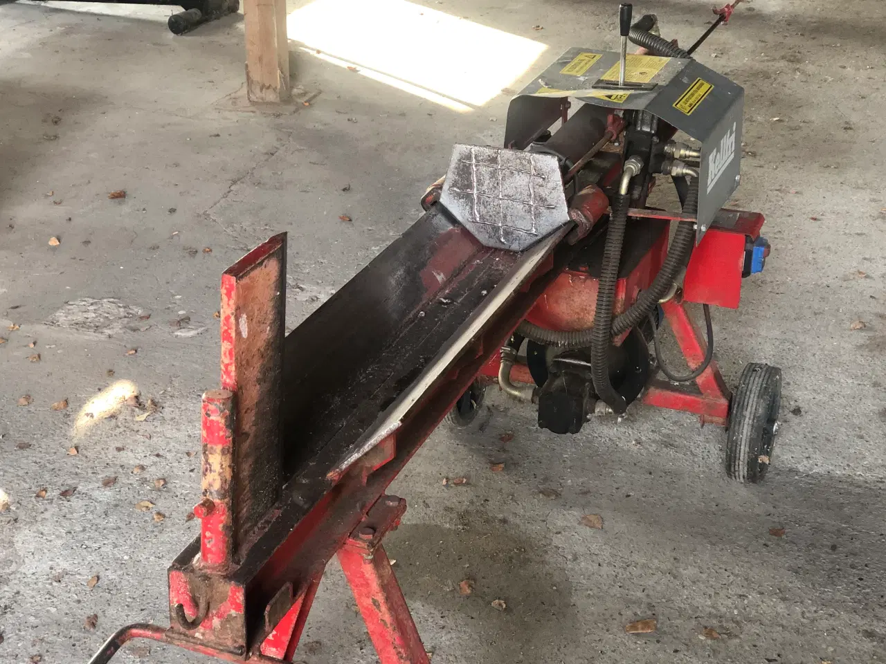 Billede 3 - Brændeflækker udlejes 150,- pr døgn