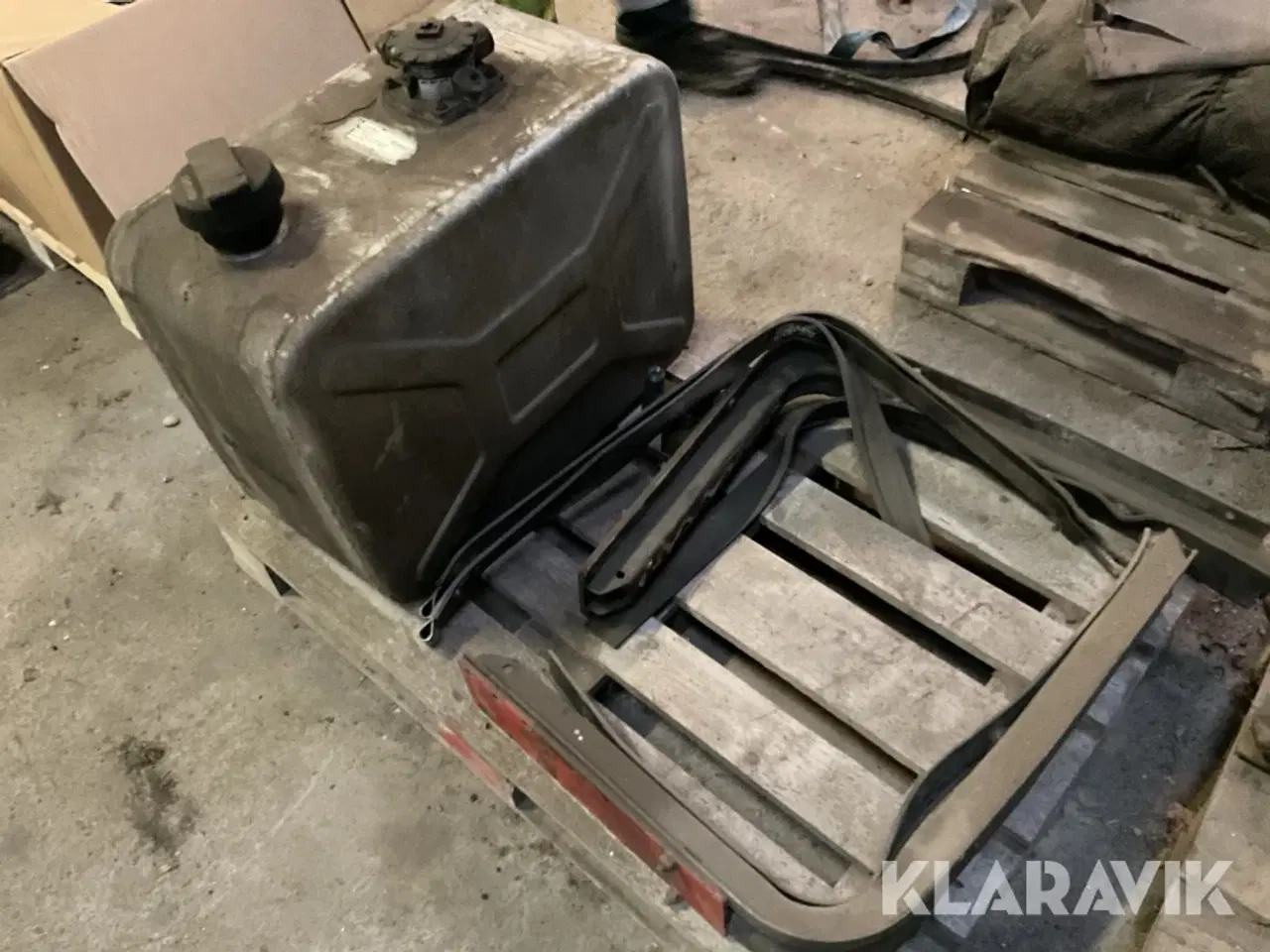 Billede 5 - Tank til hydraulikolie Kopi AH105L 1x2``