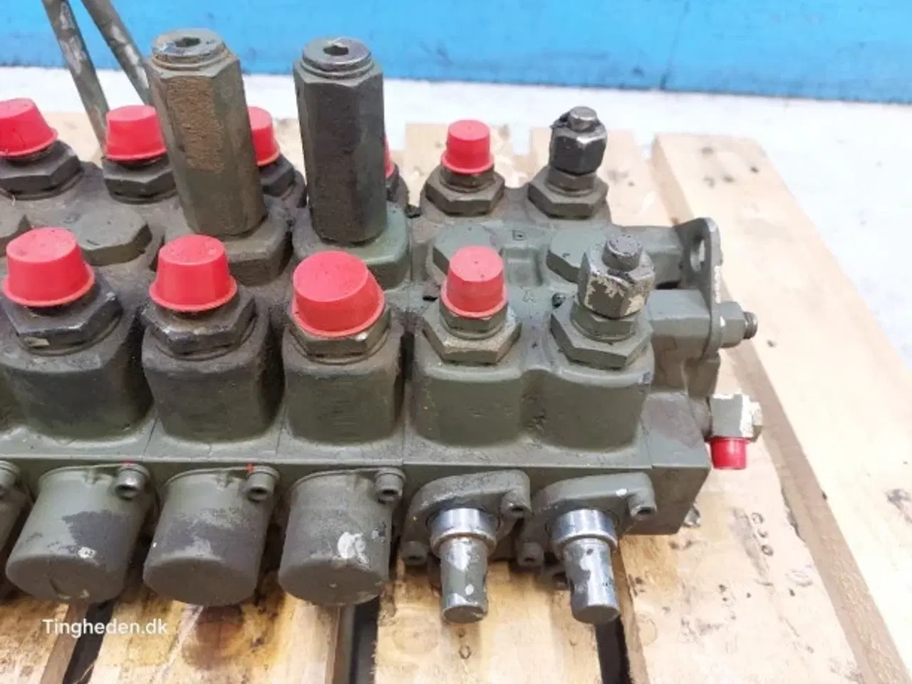 Billede 16 - Hydrema 806 Hydraulikventil 513201