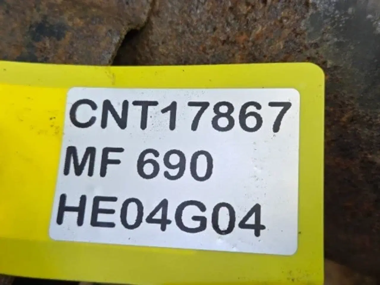 Billede 14 - Massey Ferguson 690 Luftfilter 1678292M91