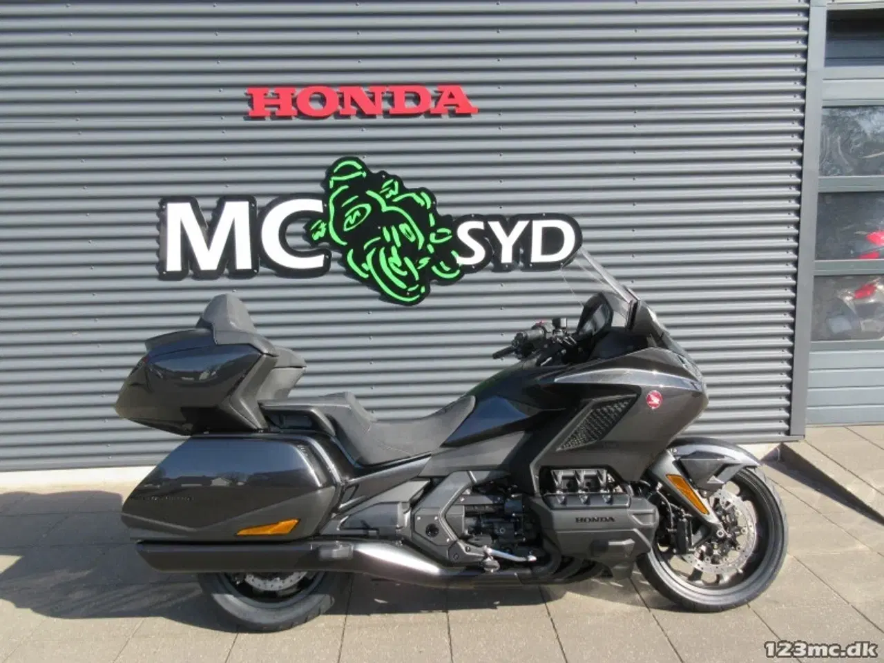 Billede 1 - Honda GL 1800 Gold Wing MC-SYD BYTTER GERNE  5 ÅRS FABRIKS GARANTI