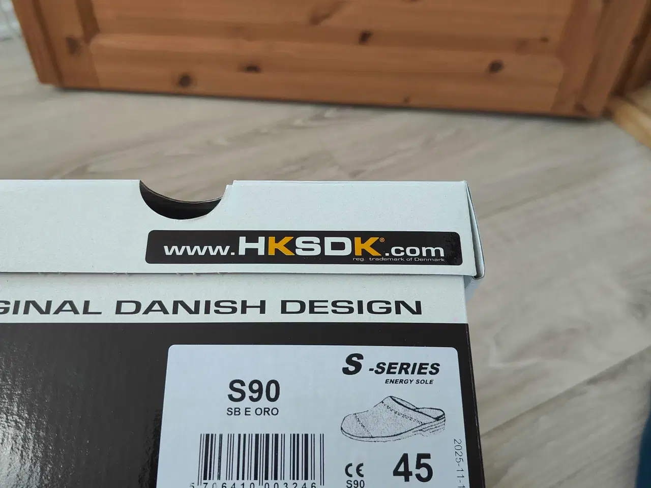 Billede 4 - Flotte Træsko Sælges 