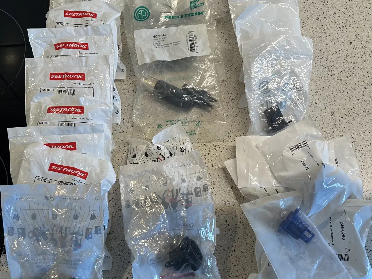 Billede 3 - En kasse blandet musik udstyr 