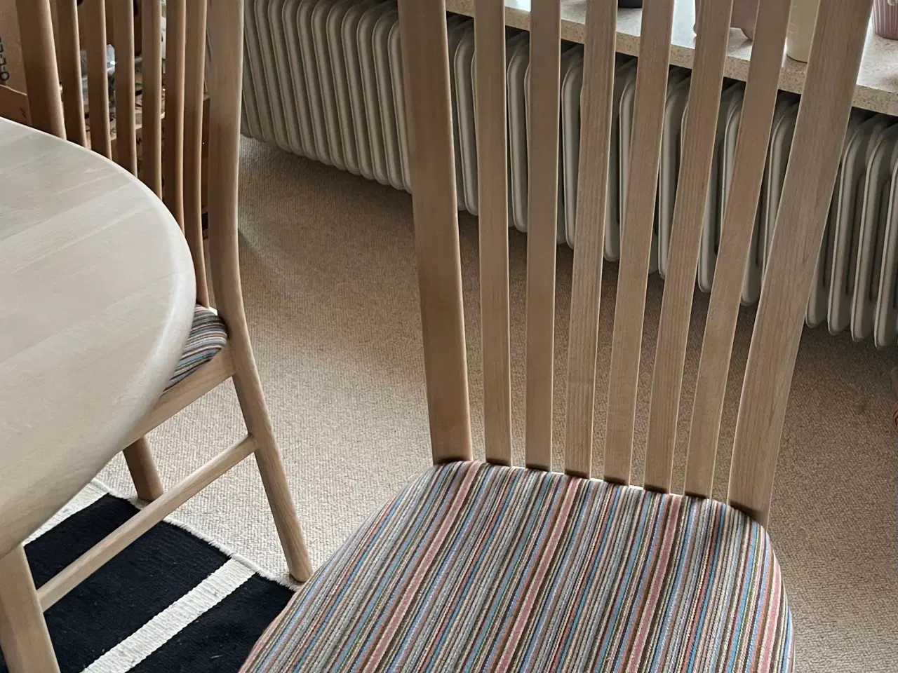 Billede 4 - Skovby spisebord med 6 stole