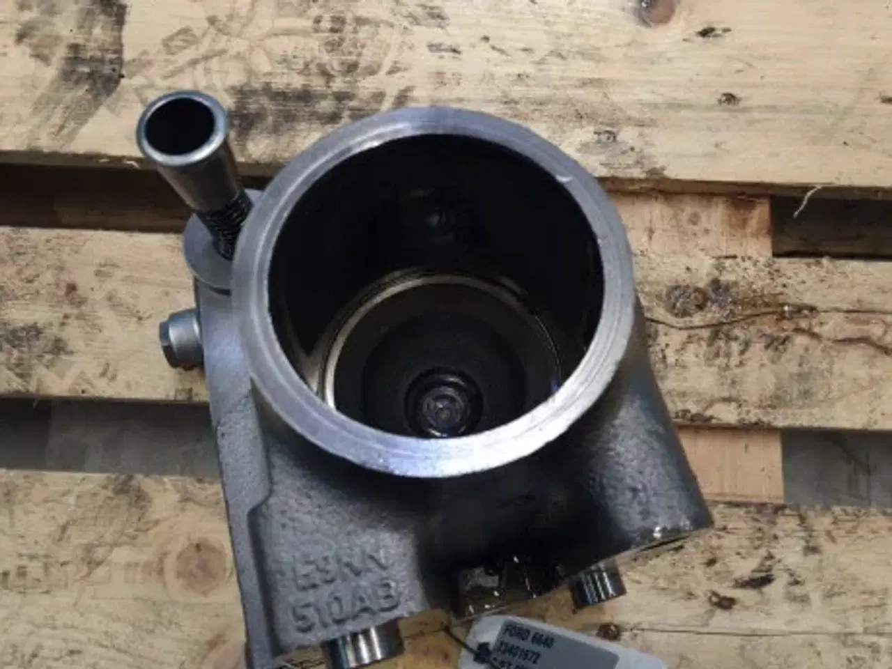 Billede 8 - Ford 6640 Sæt Cylinder Valve 73401672