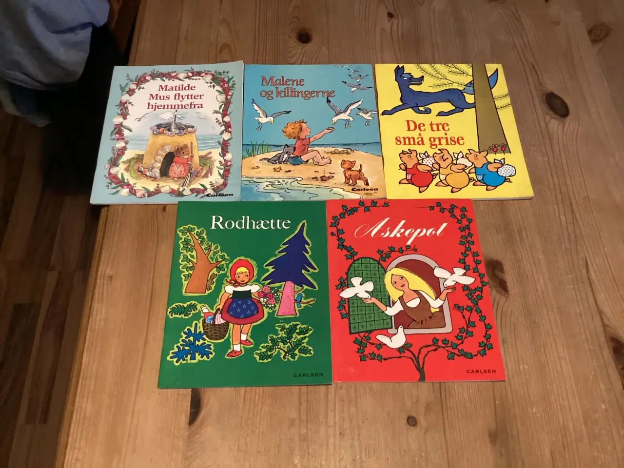 Billede 11 - Ælle Bælle Bøger 98 Stks.