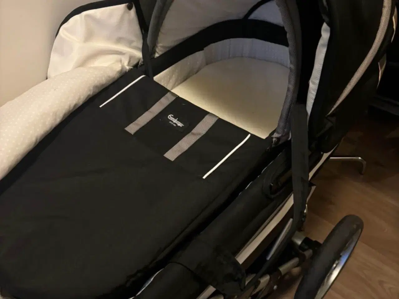 Billede 1 - Barnevogn incl lift og klapvogn 