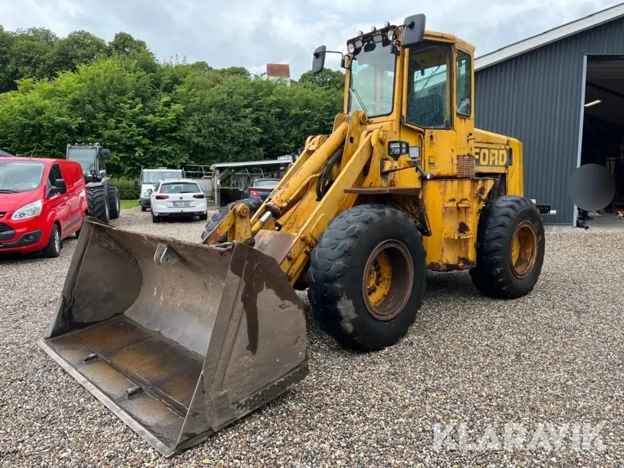 Billede 1 - Gummiged Ford A62 med skovl