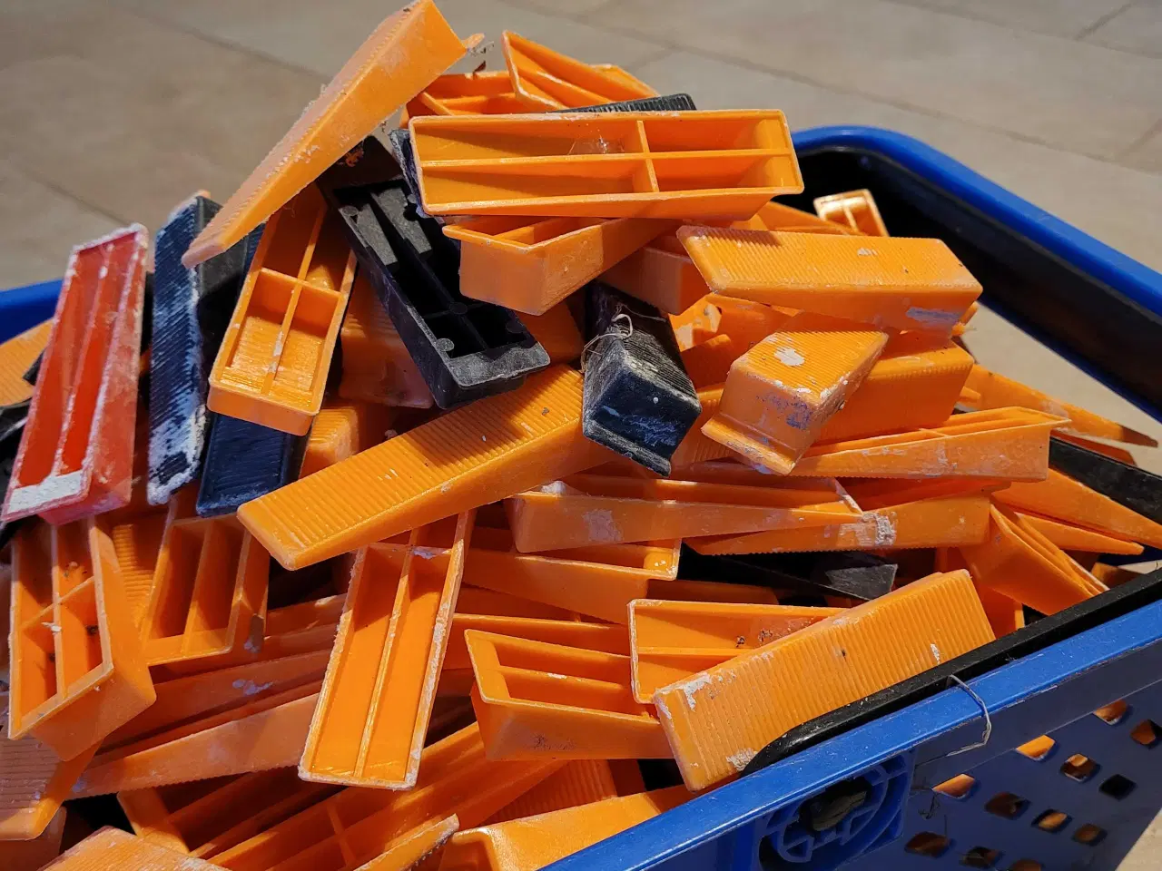 Billede 2 - Kiler til fliselægning 435 stk.