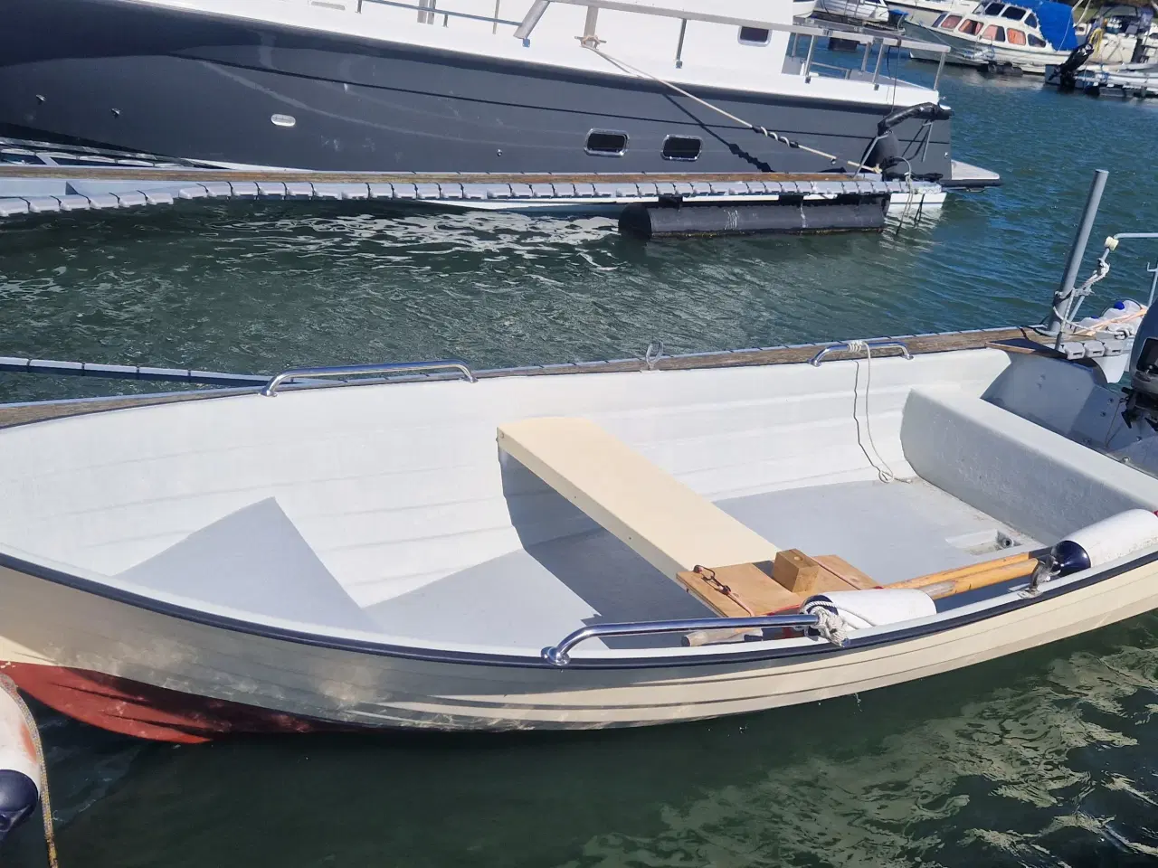 Billede 2 - Jolle Fevik 472