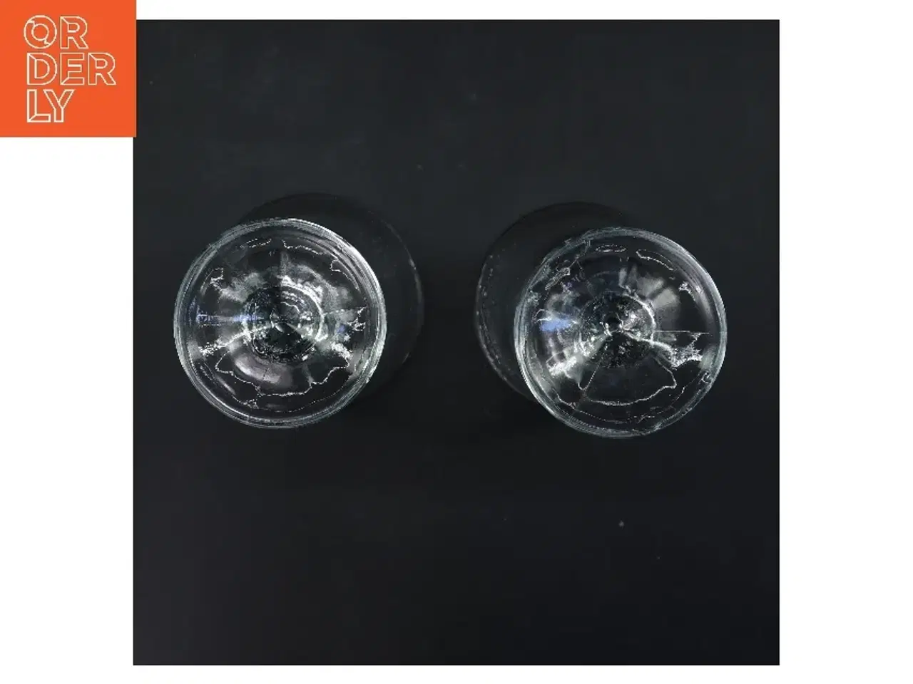 Billede 3 - 2 dekorative glasvaser (str. 2 stk Ø 10,5 cm længde 21 cm)