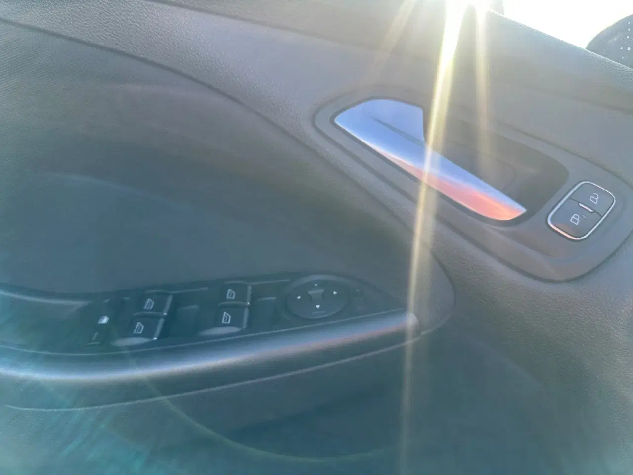 Billede 23 - Ford Focus 1,0 SCTi 100 Trend stc. ECO