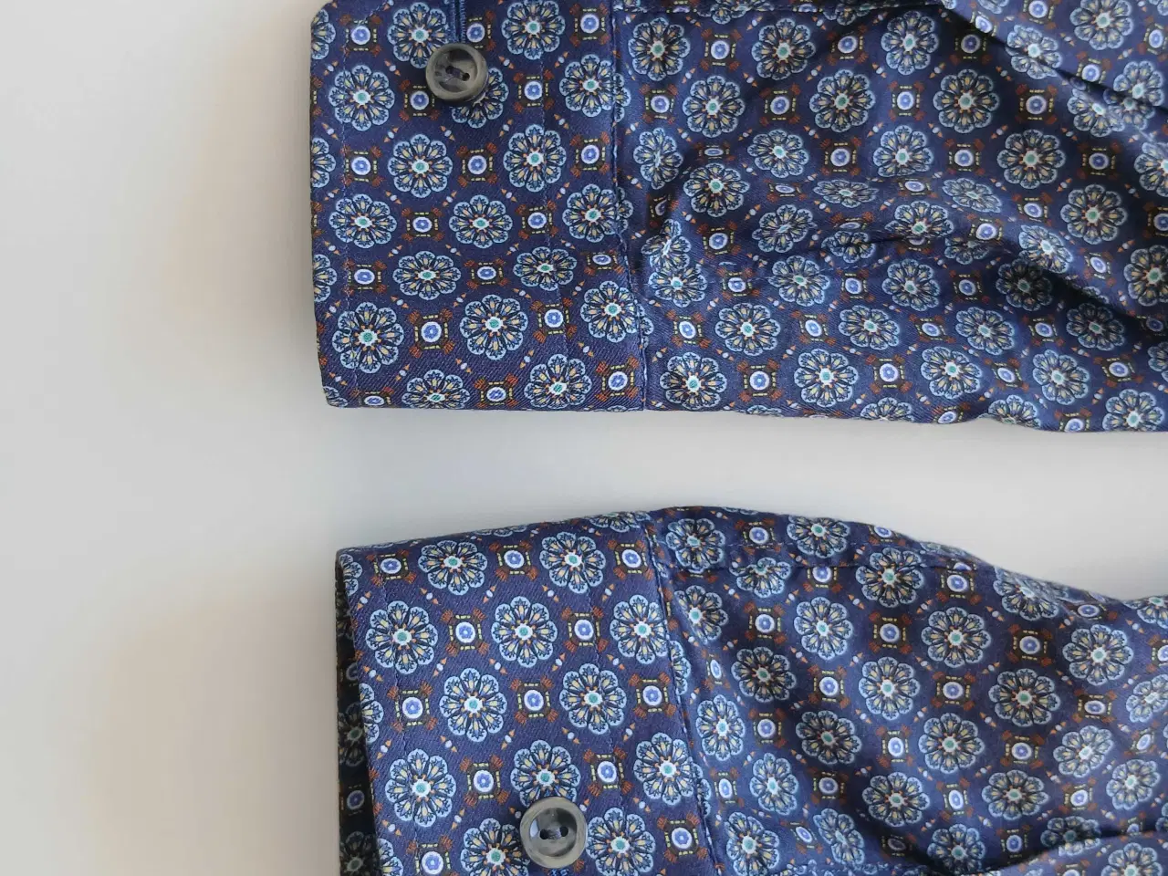 Billede 7 - Skjorte. Eton. 15¾ / 40