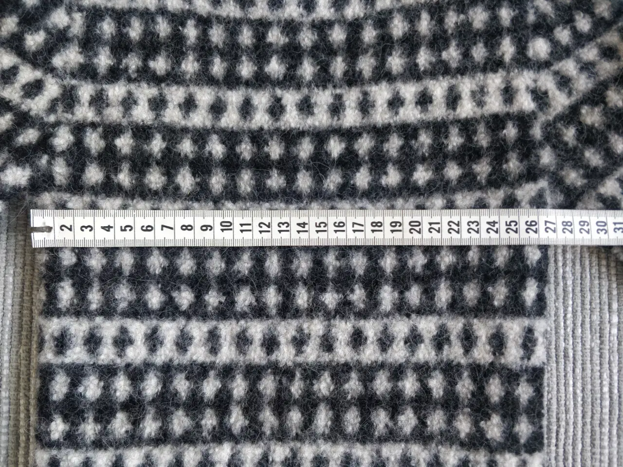 Billede 5 - håndlavede sweater - ca 2-4 år