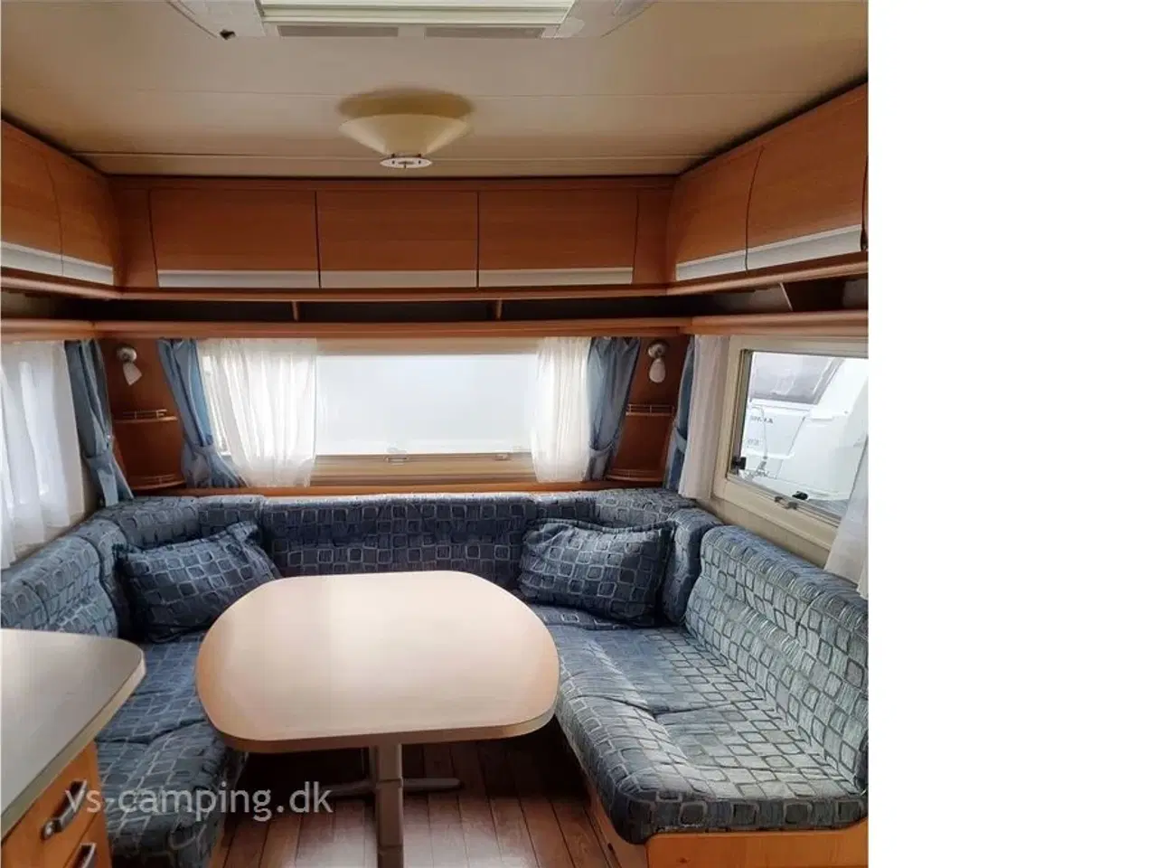 Billede 4 - 2006 - Cabby Comfort 650+ FT   ATTRAKTIV VINTERVOGN MED ALDE CENTRALVARME &amp; FRANSK SENG