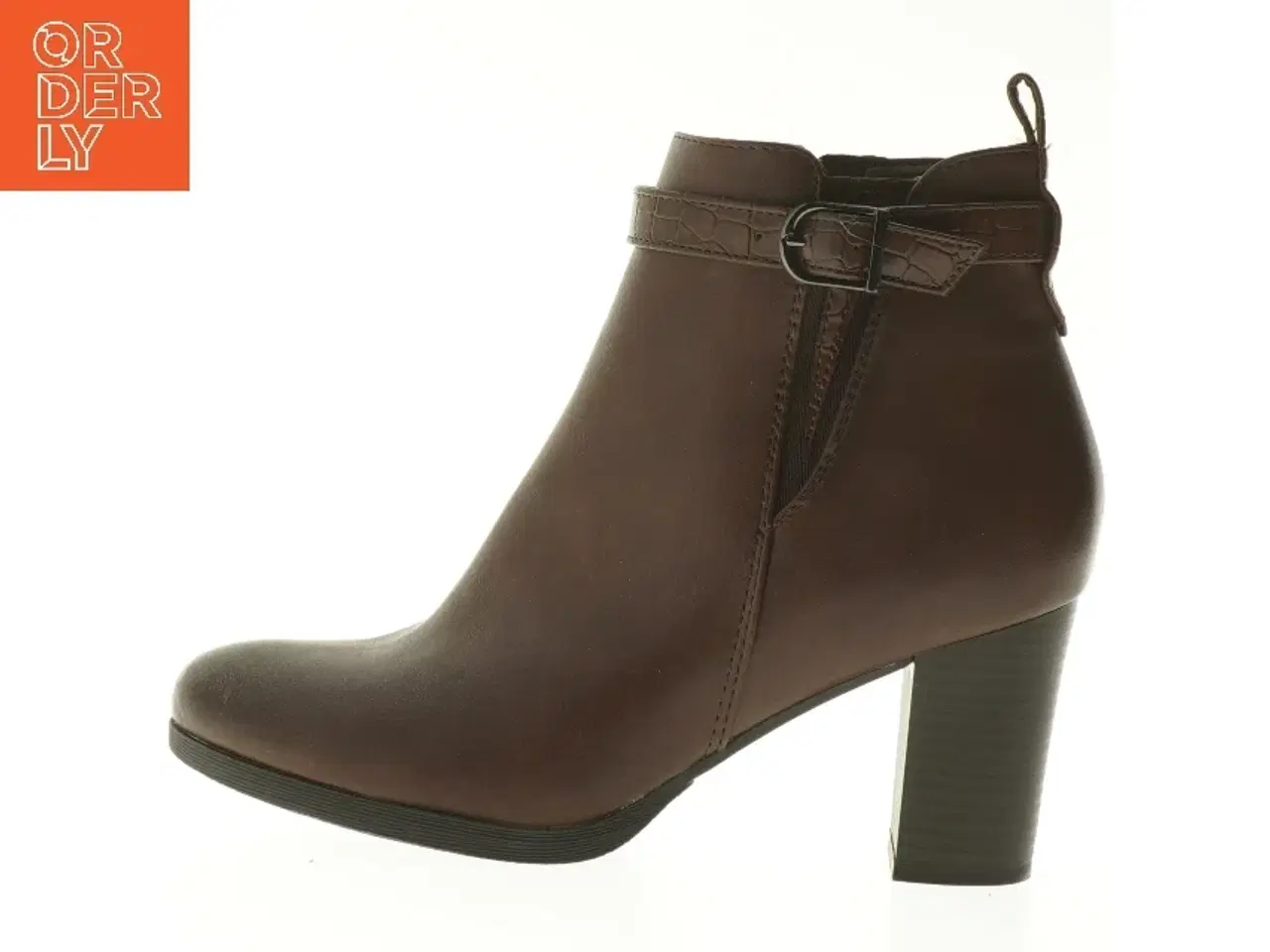 Billede 1 - Brune støvletter med remmen fra Graceland (str. 39 )