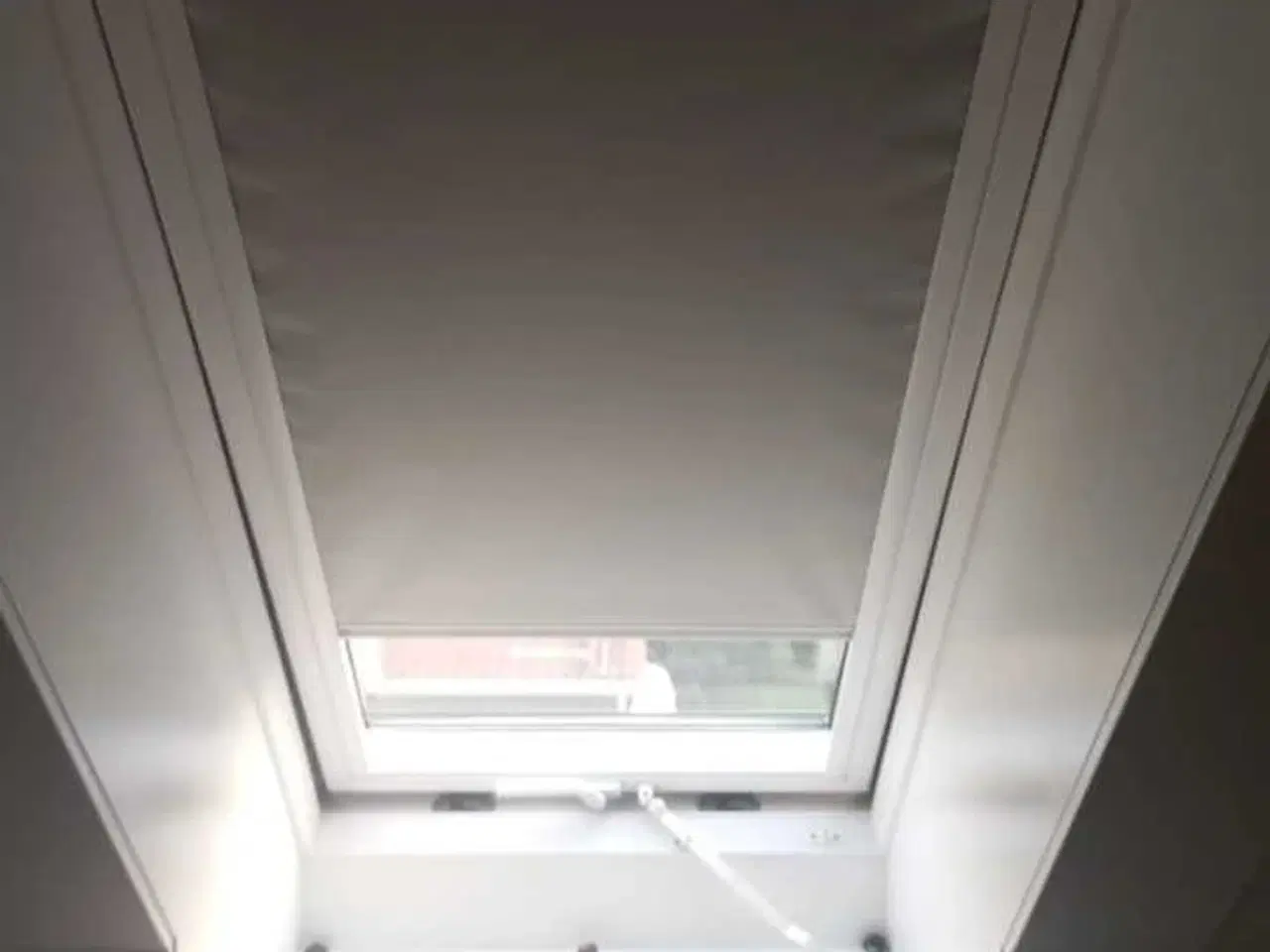 Billede 1 - Velux gardiner 2 stk