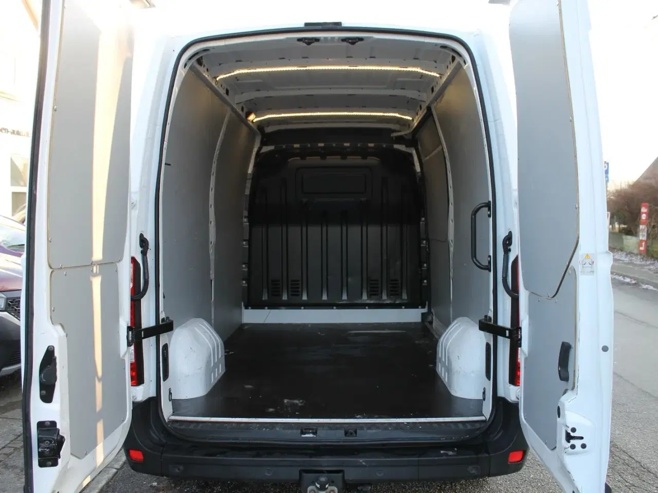 Billede 10 - Renault Master IV T33 2,3 dCi 150 L2H2 Kassevogn