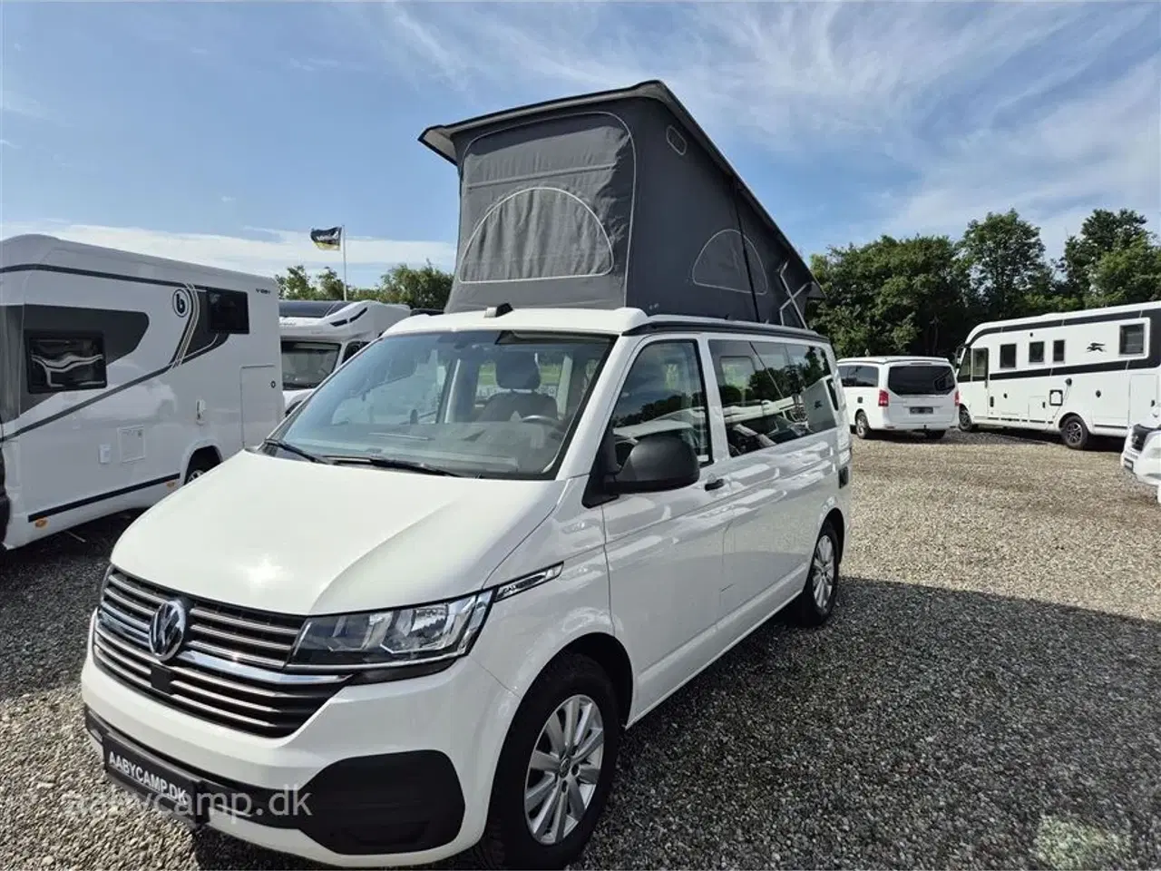 Billede 23 - 2022 - VW California Coast   Perfekt til de små veje. Markise. anhængertræk.