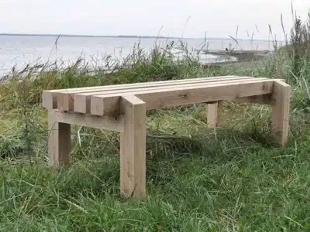 Billede 1 - Havebænk, egetræ - hele DK