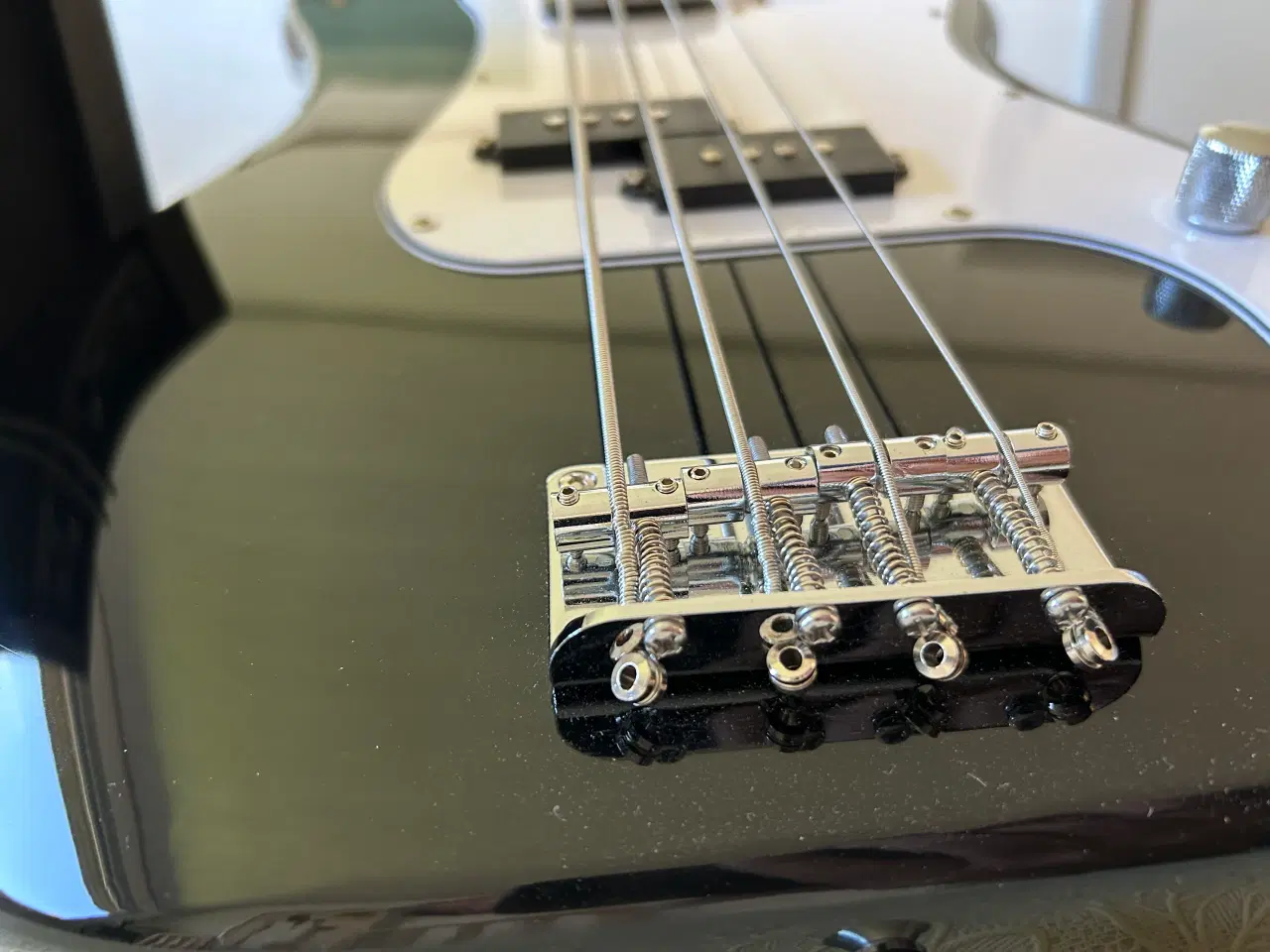 Billede 3 - Bas guitar og øveforstærker
