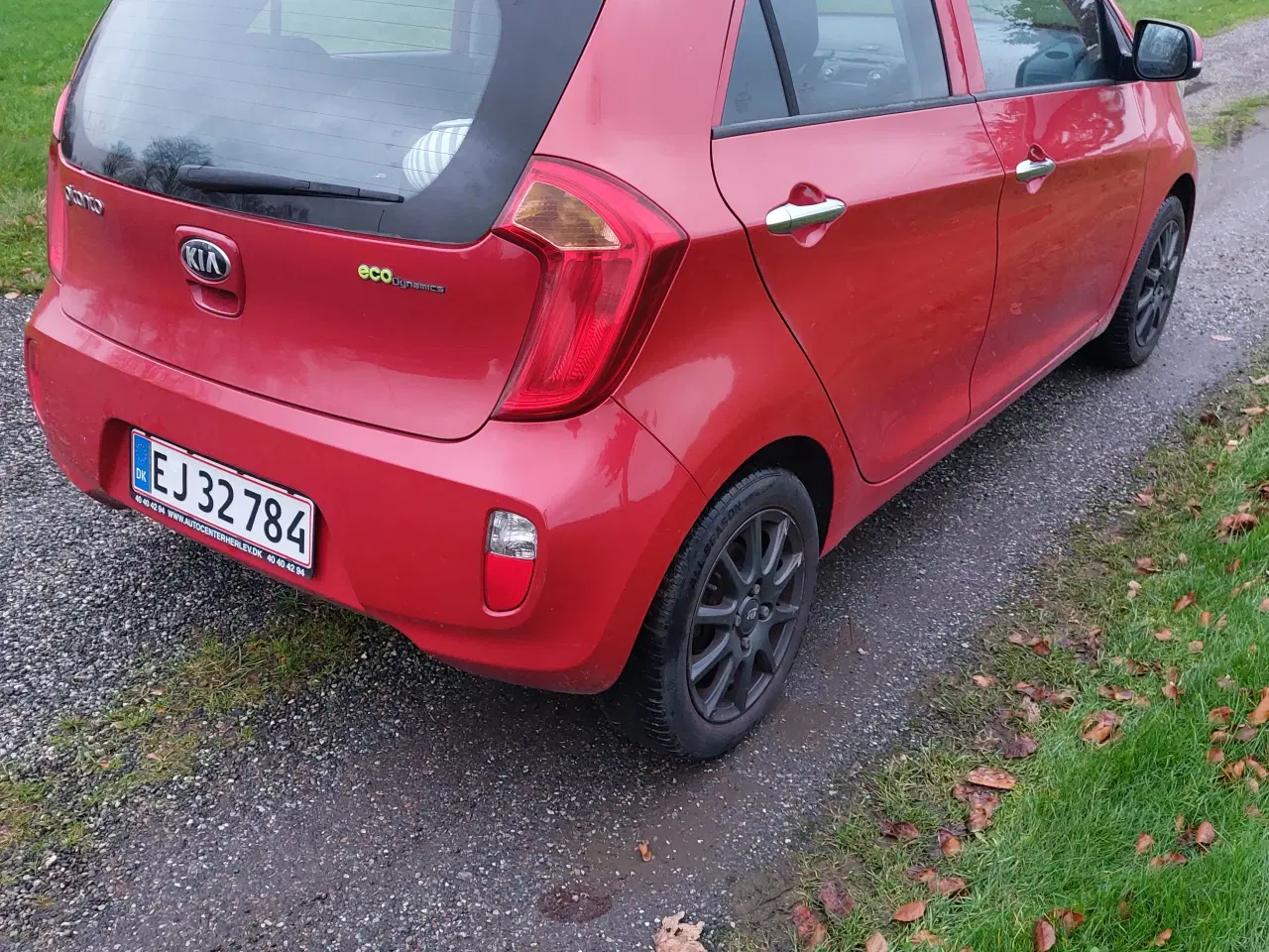 Billede 3 - Bilen har kun kørt 149000. "Defekt motor".