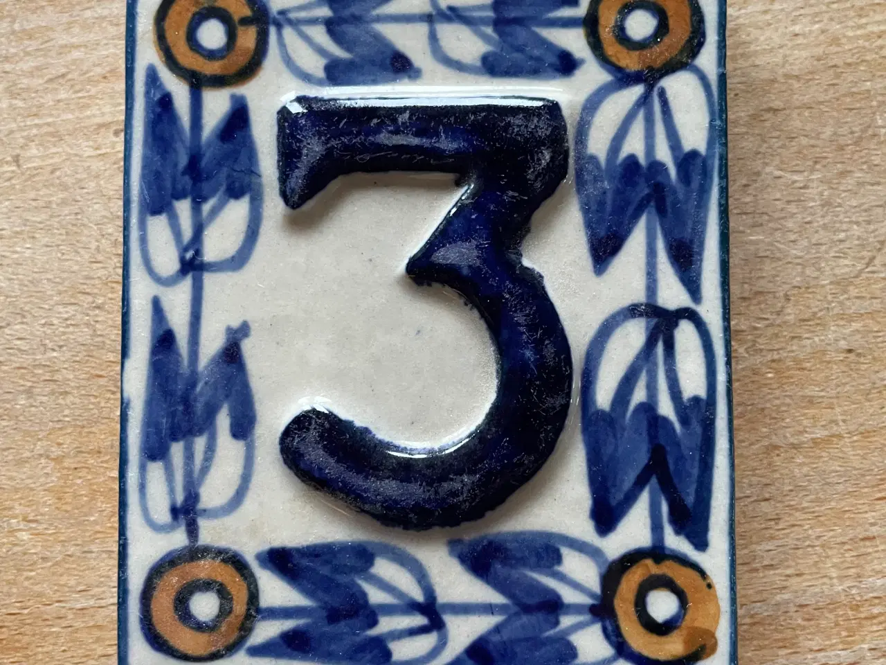 Billede 5 - Keramiske tal, husnumre mm