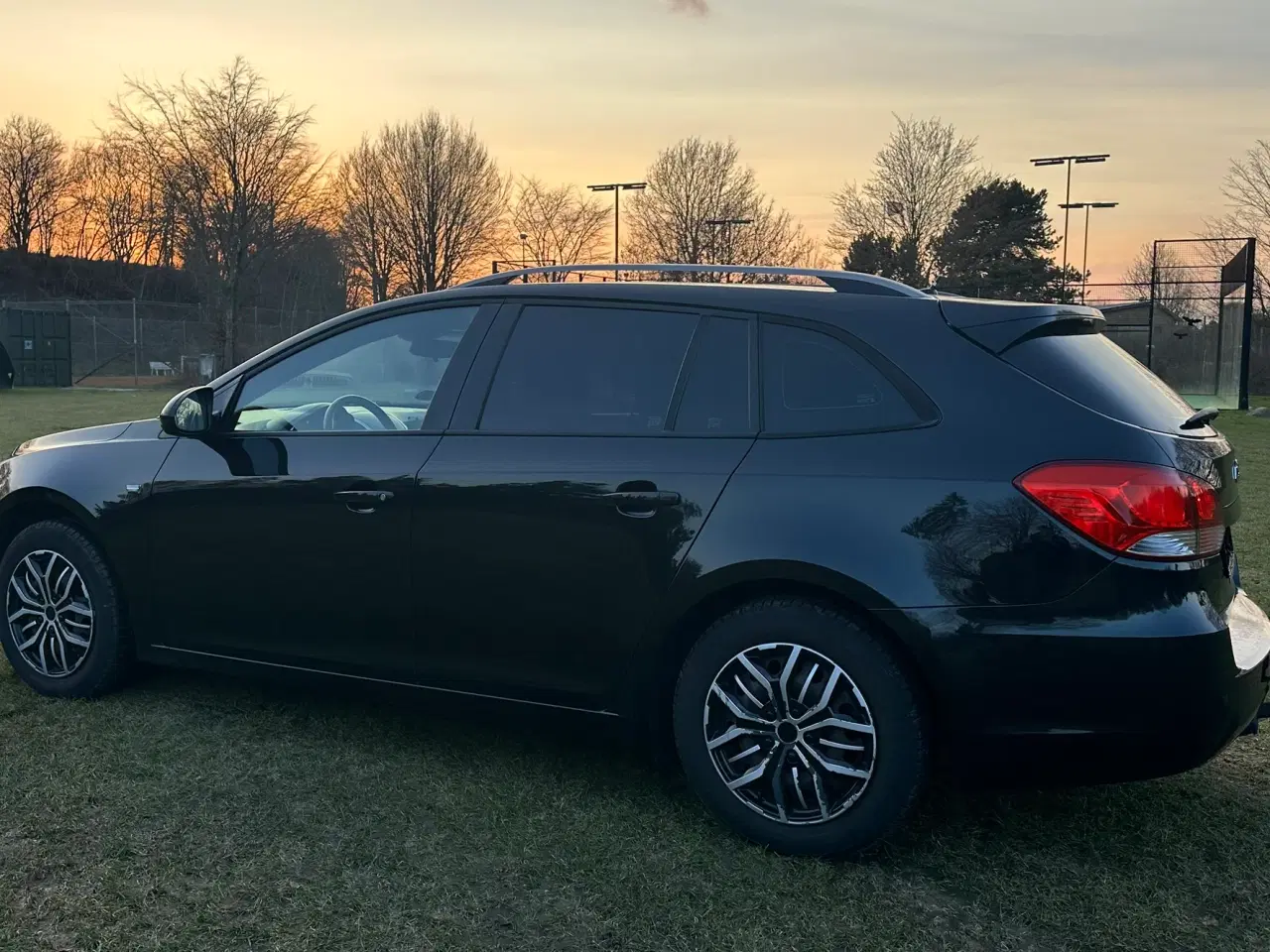 Billede 4 - Super lav km. Topmodel