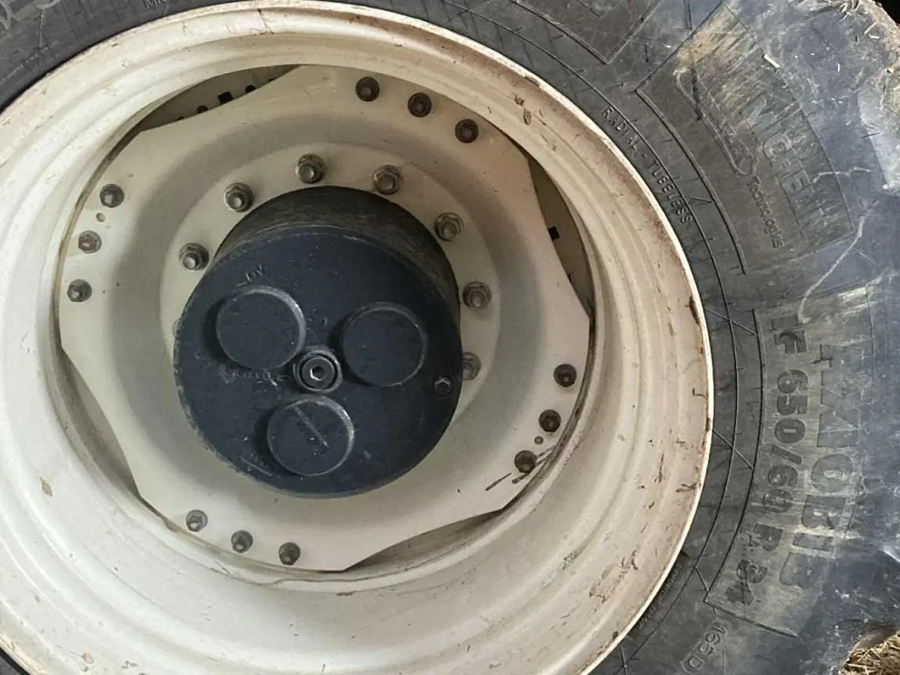 Billede 10 - New Holland T7.315 Gård traktor som er på vej hjem.