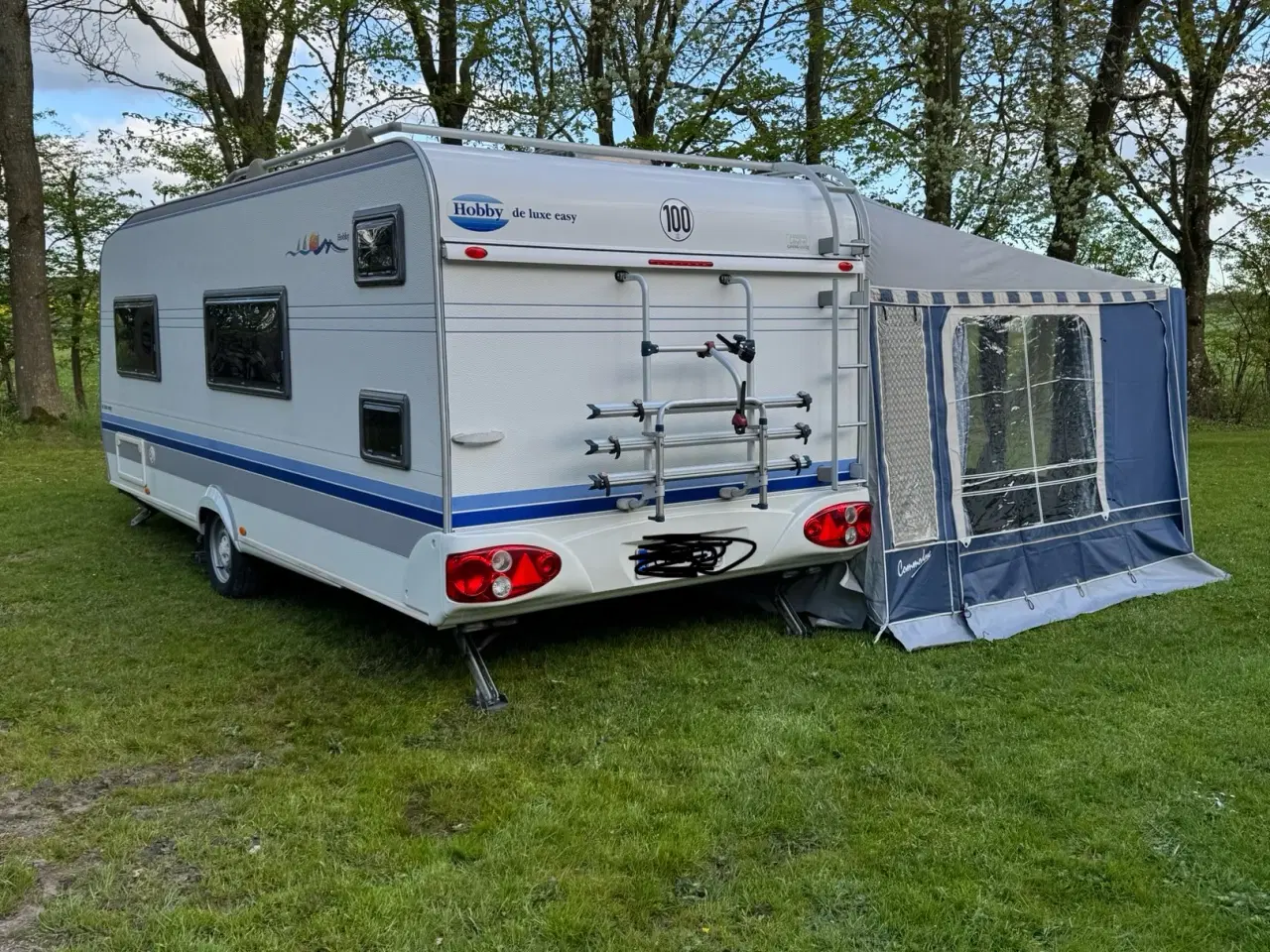 Billede 2 - Hobby 560 KMFE de luxe easy+mover, fortelt, løsøre
