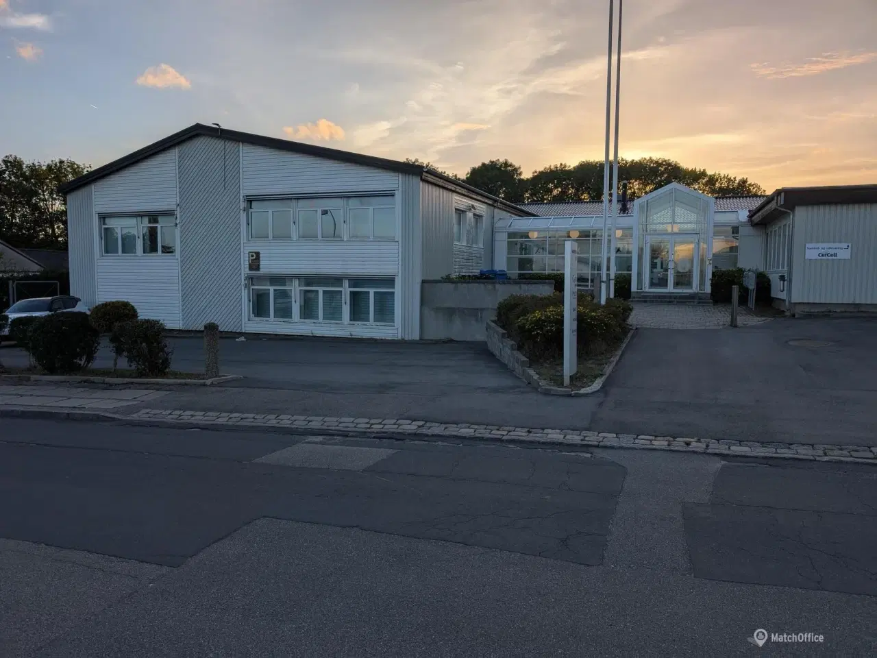 Billede 1 - Kontor og lager til leje på Nørrelundvej 10 i Herlev.