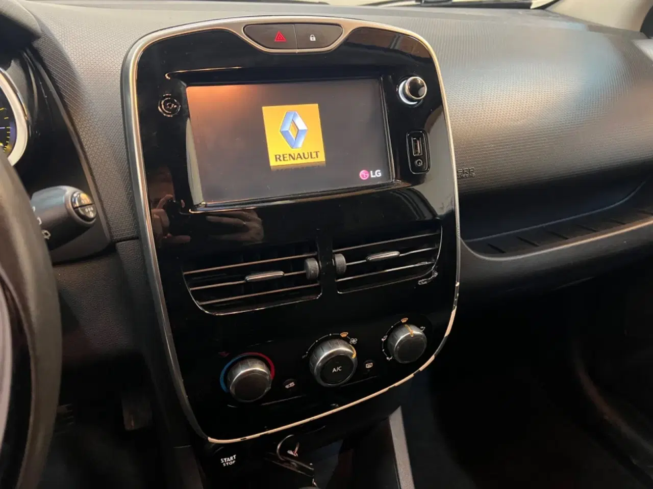 Billede 10 - Renault Clio IV 1,5 dCi 75 Expression Sport Tourer Van