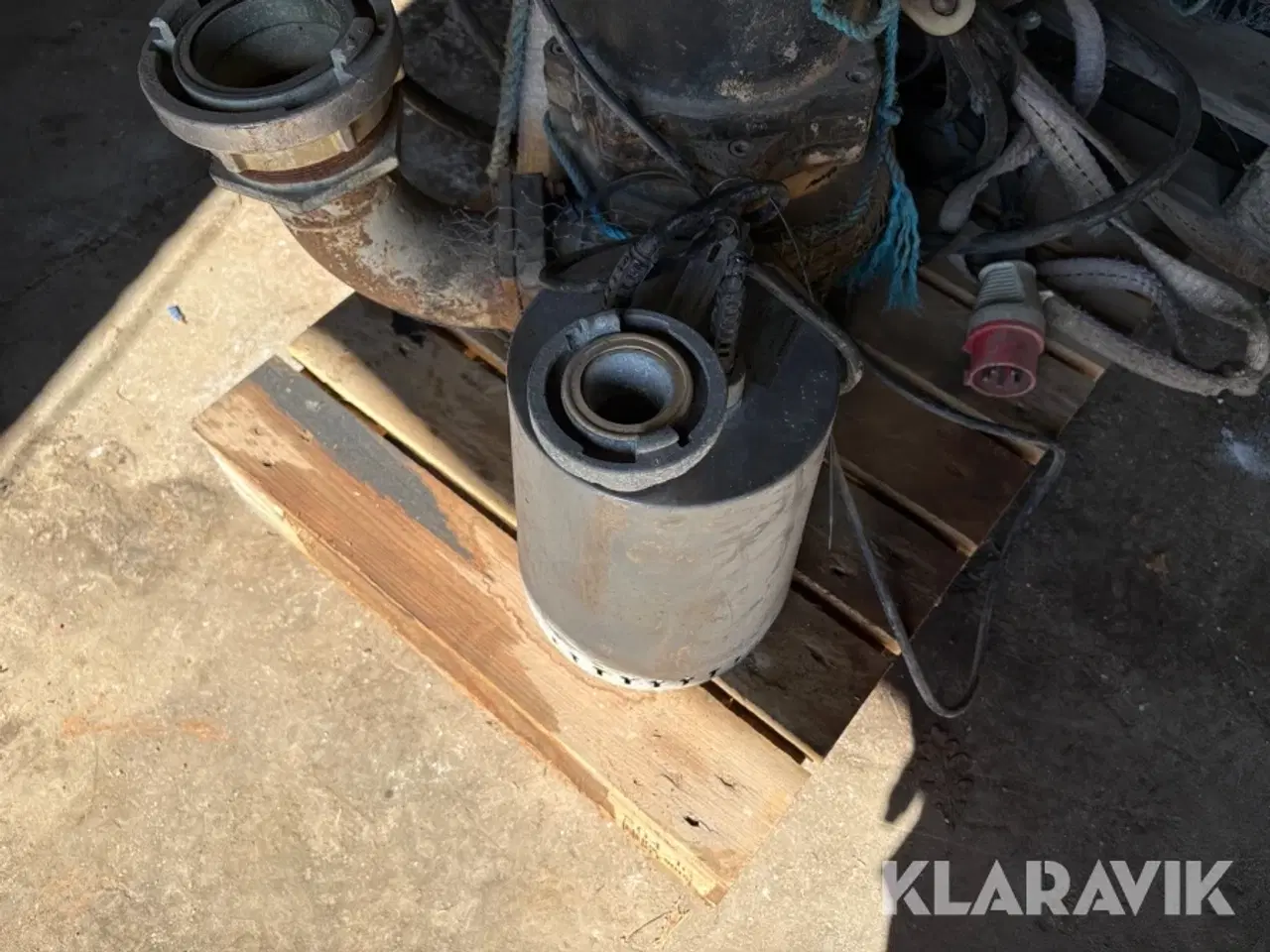 Billede 8 - Lot. Pumper Robot Pompen SPT Grundfos Honda 7 styk med brandslanger