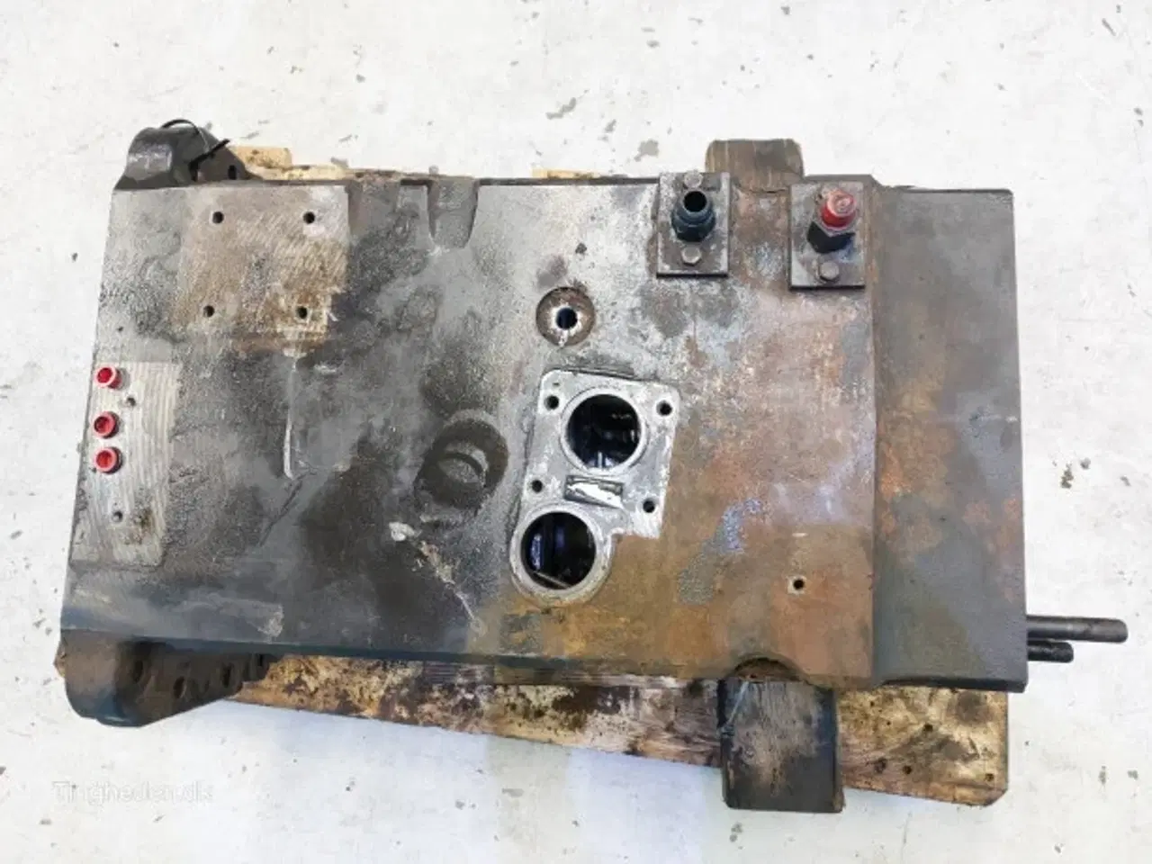 Billede 21 - Valmet 8050 Gearkasse Hus 33513110