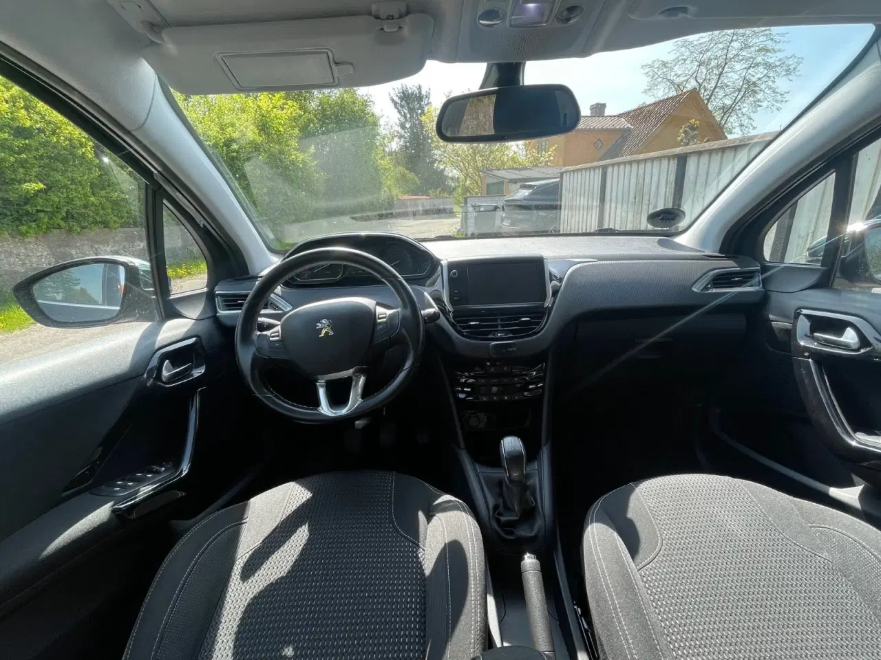 Billede 11 - Peugeot 208 1,6 BlueHDi 100 Allure Sky