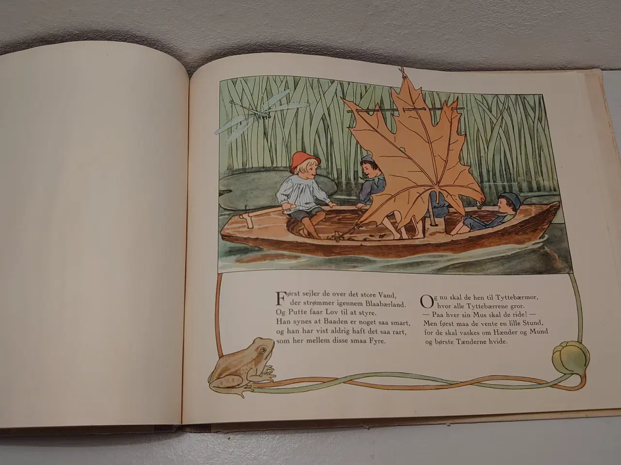 Billede 5 - Elsa Beskow: Puttes Eventyr i Blåbærskoven. 1946