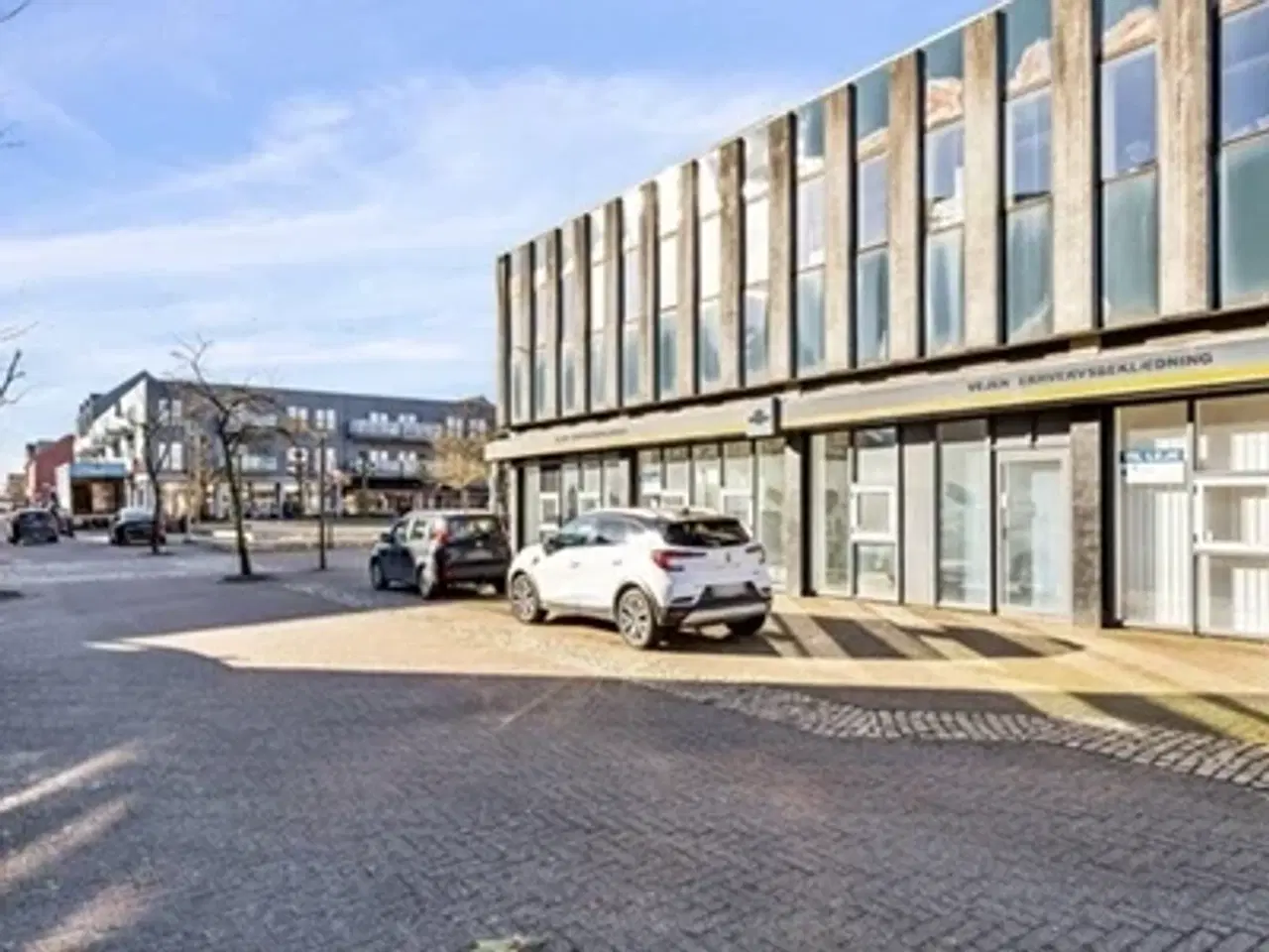 Billede 1 - Butik, Kontor, Klinik, Restaurant – lejemål på 309 kvm