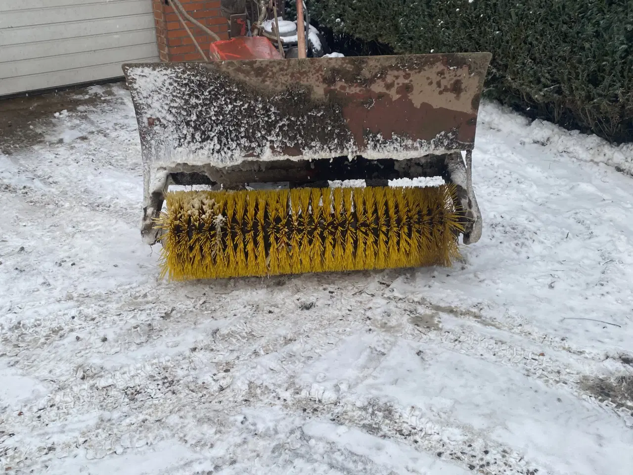 Billede 2 - Fejemaskine