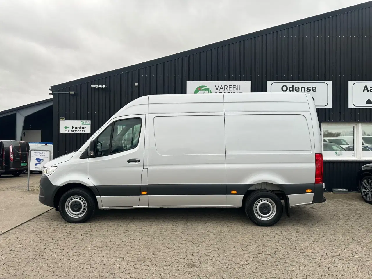 Billede 1 - Mercedes Sprinter 319 3,0 CDi A2 Kassevogn aut. RWD