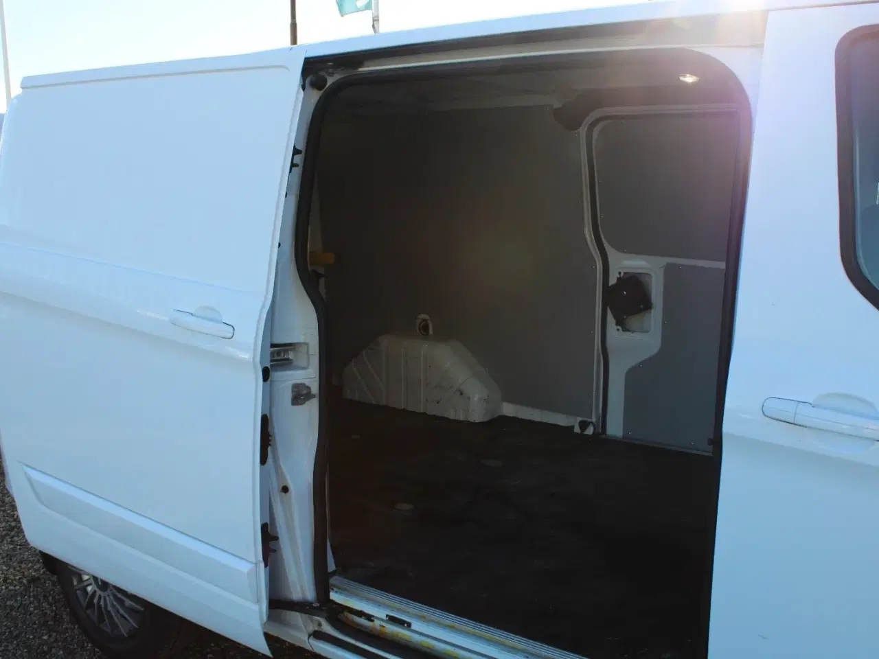 Billede 9 - Ford Transit Custom 290L 2,0 TDCi 170 Trend aut.