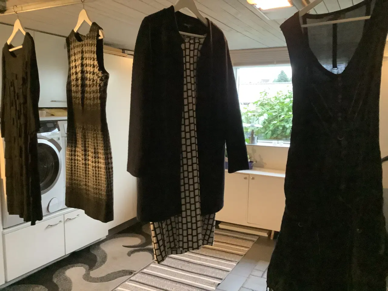 Billede 3 - 5 damekjoler str 38/M - kr 50/150